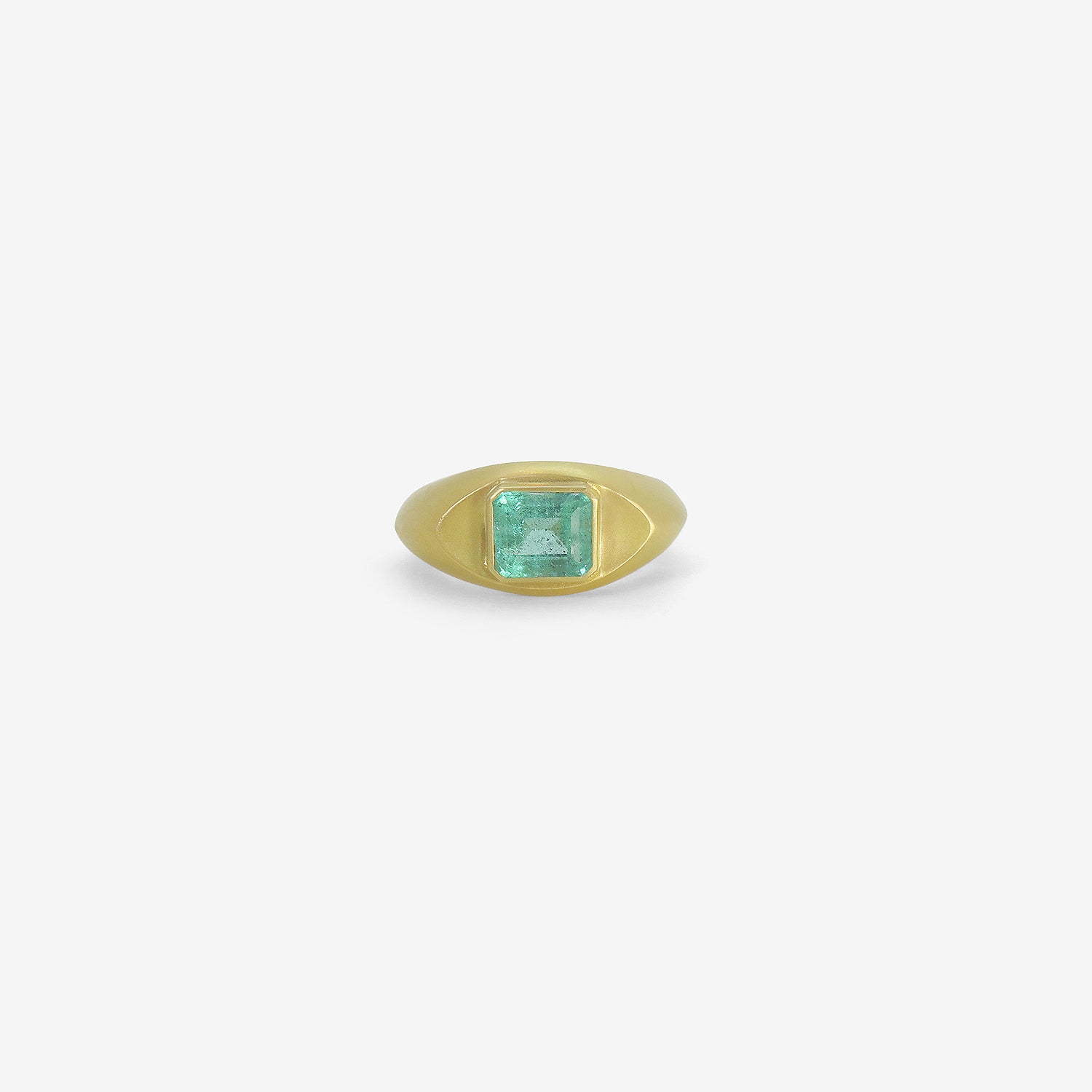 GABRIELLA KISS 18K & COLOMBIAN EMERALD SIGNET RING, 3.4CT