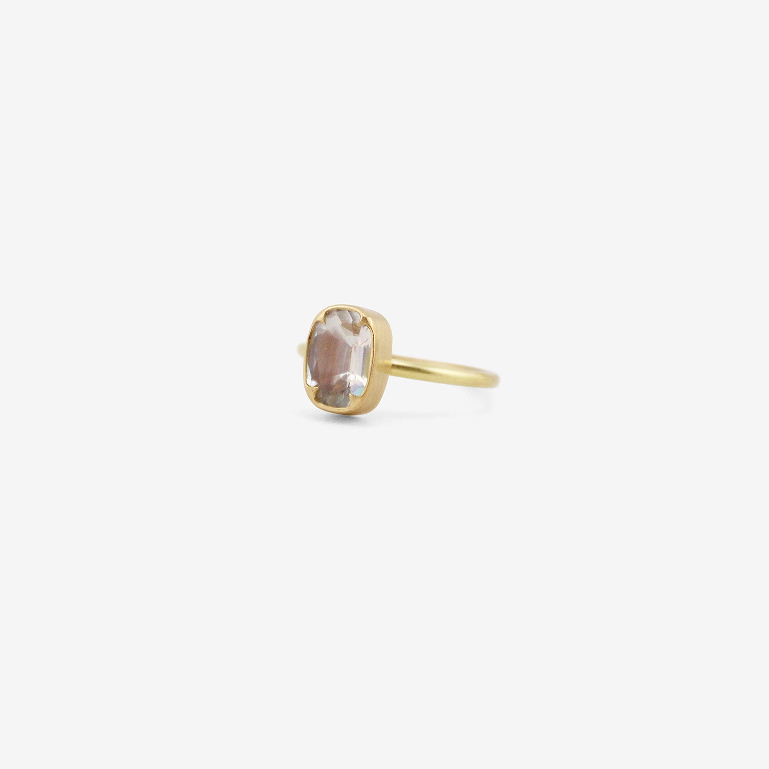 GABRIELLA KISS 18K & CUSHION-SHAPED FACETED FINE MADAGASCAR RAINBOW MOONSTONE RING, 1.6CT