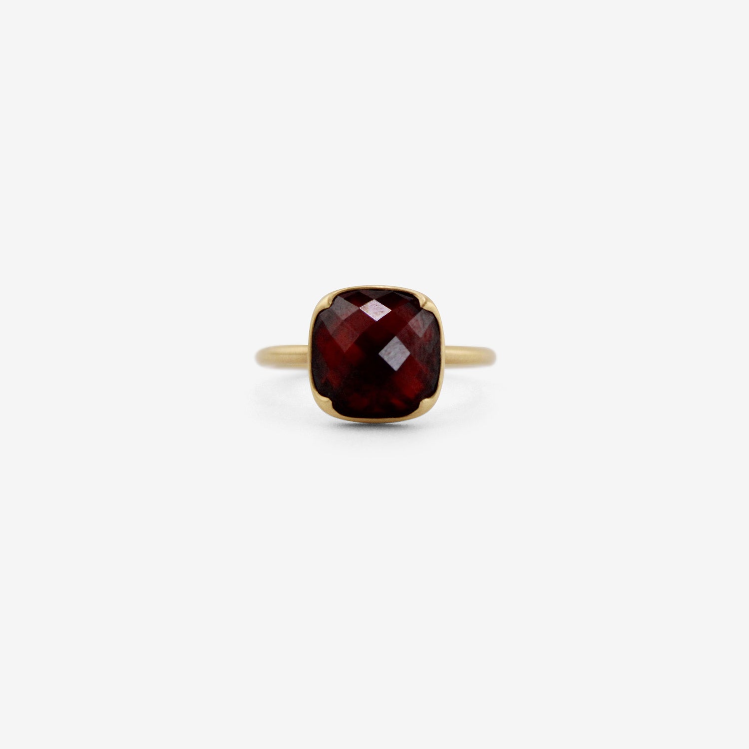 GABRIELLA KISS 18K & FACETED CUSHION-SHAPED ALMANDINE GARNET RING, 4.27CT