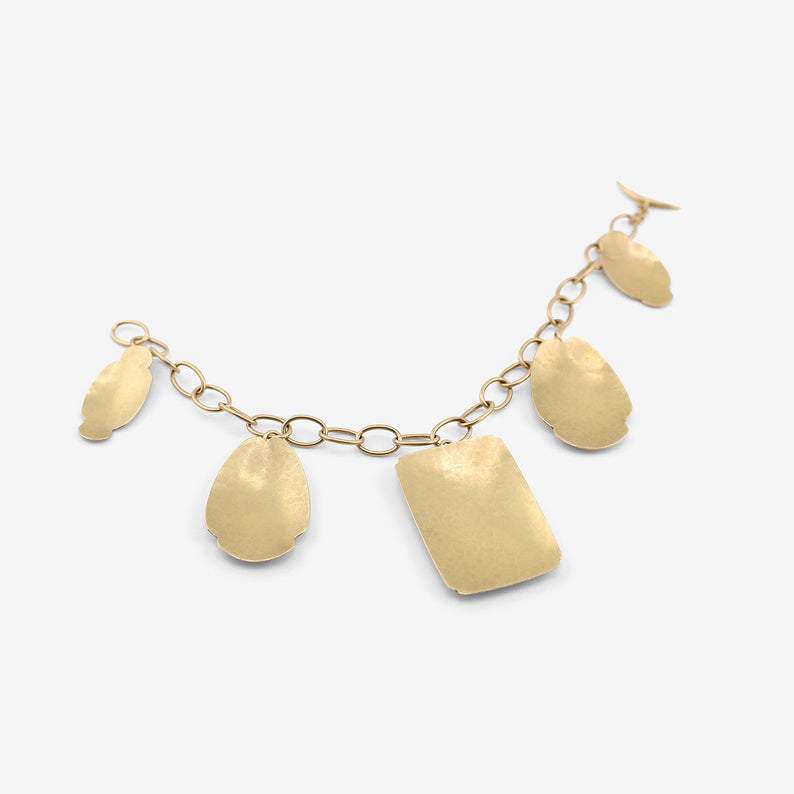 GABRIELLA KISS 18K FIVE-PIECE SCALLOP BRACELET