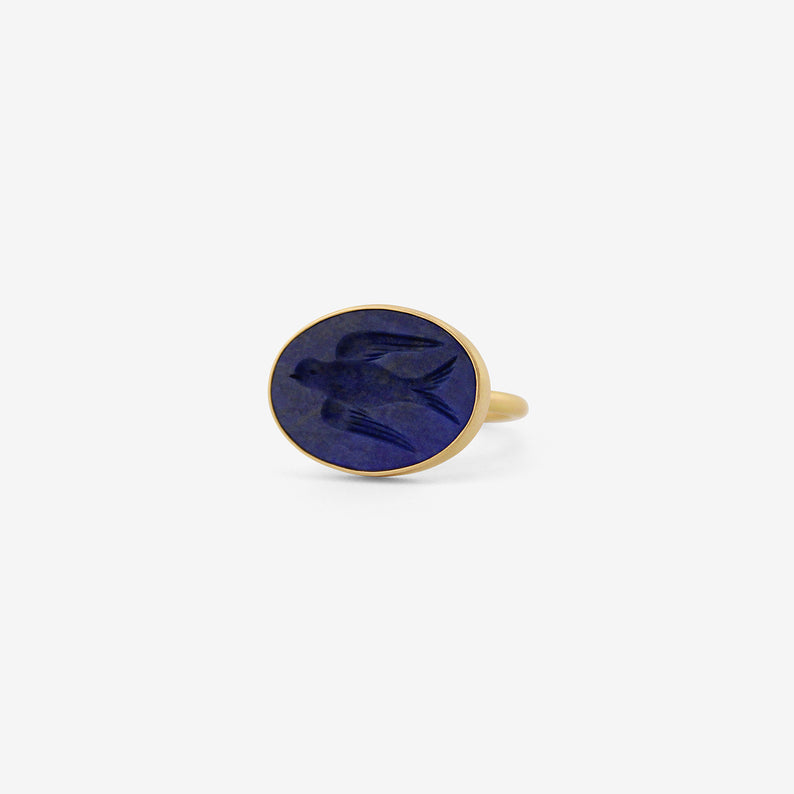 GABRIELLA KISS 18K & HORIZONTAL OVAL LAPIS SWALLOW INTAGLIO RING