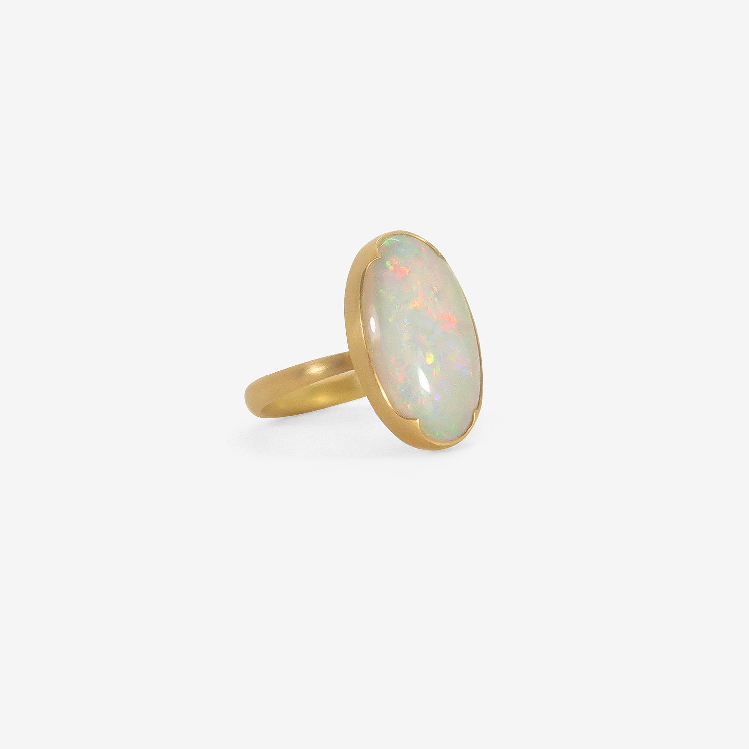 GABRIELLA KISS 18K & LARGE OVAL AUSTRALIAN OPAL RING, 6.54CT