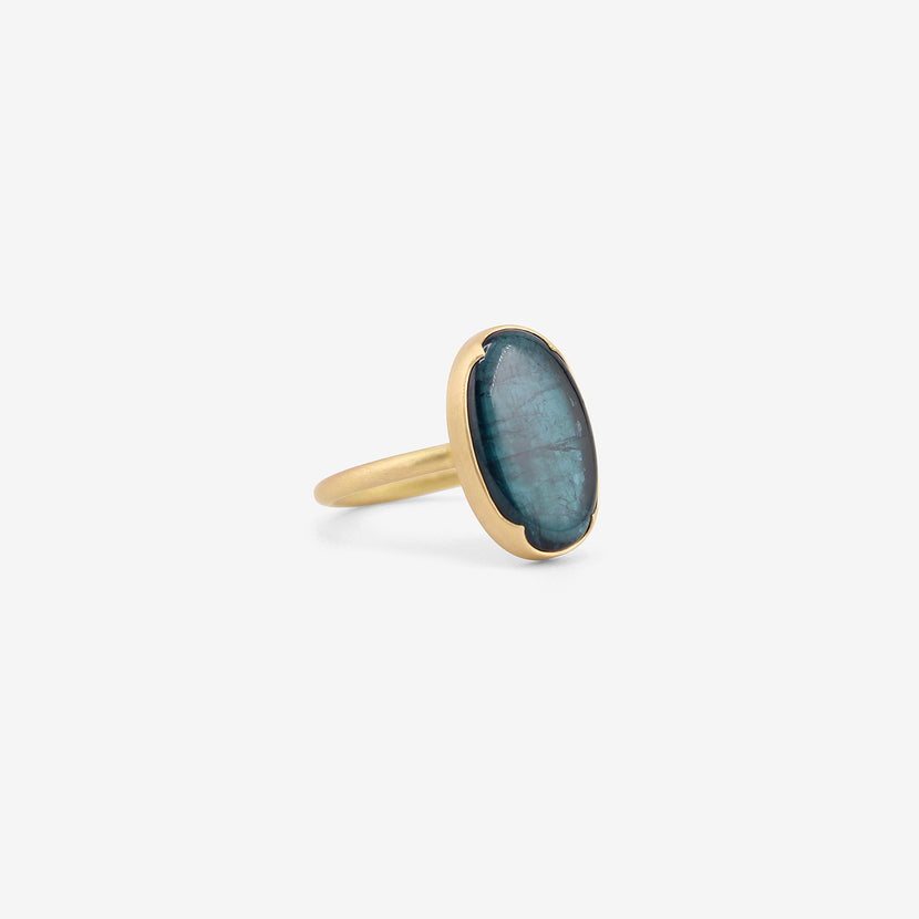GABRIELLA KISS 18K & LARGE OVAL BLUE TOURMALINE RING, 6.23CT