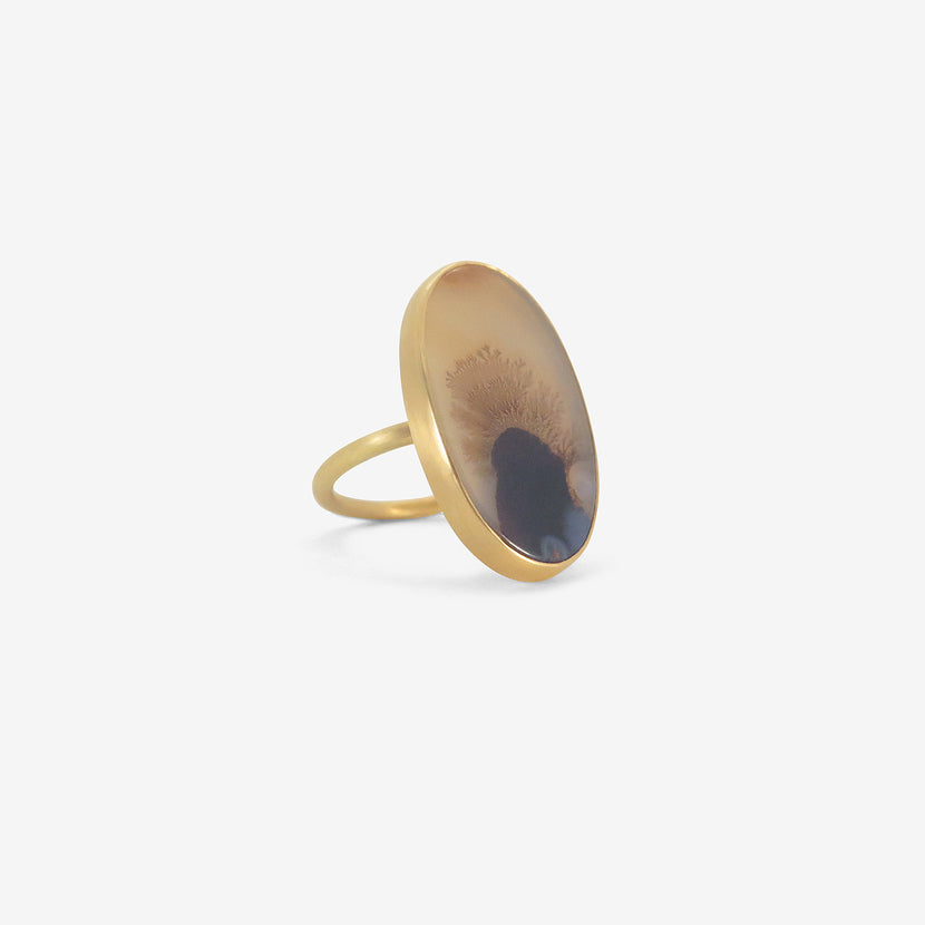 GABRIELLA KISS 18K & LARGE OVAL DENDRITIC AGATE RING