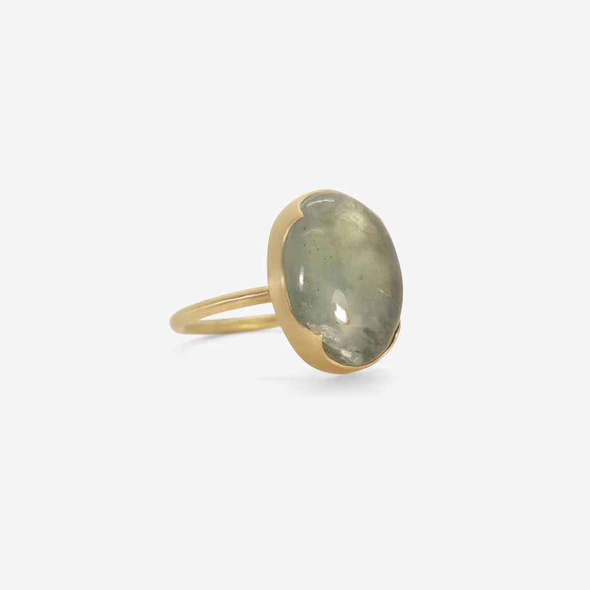 GABRIELLA KISS 18K & LARGE OVAL MOSS AQUAMARINE RING