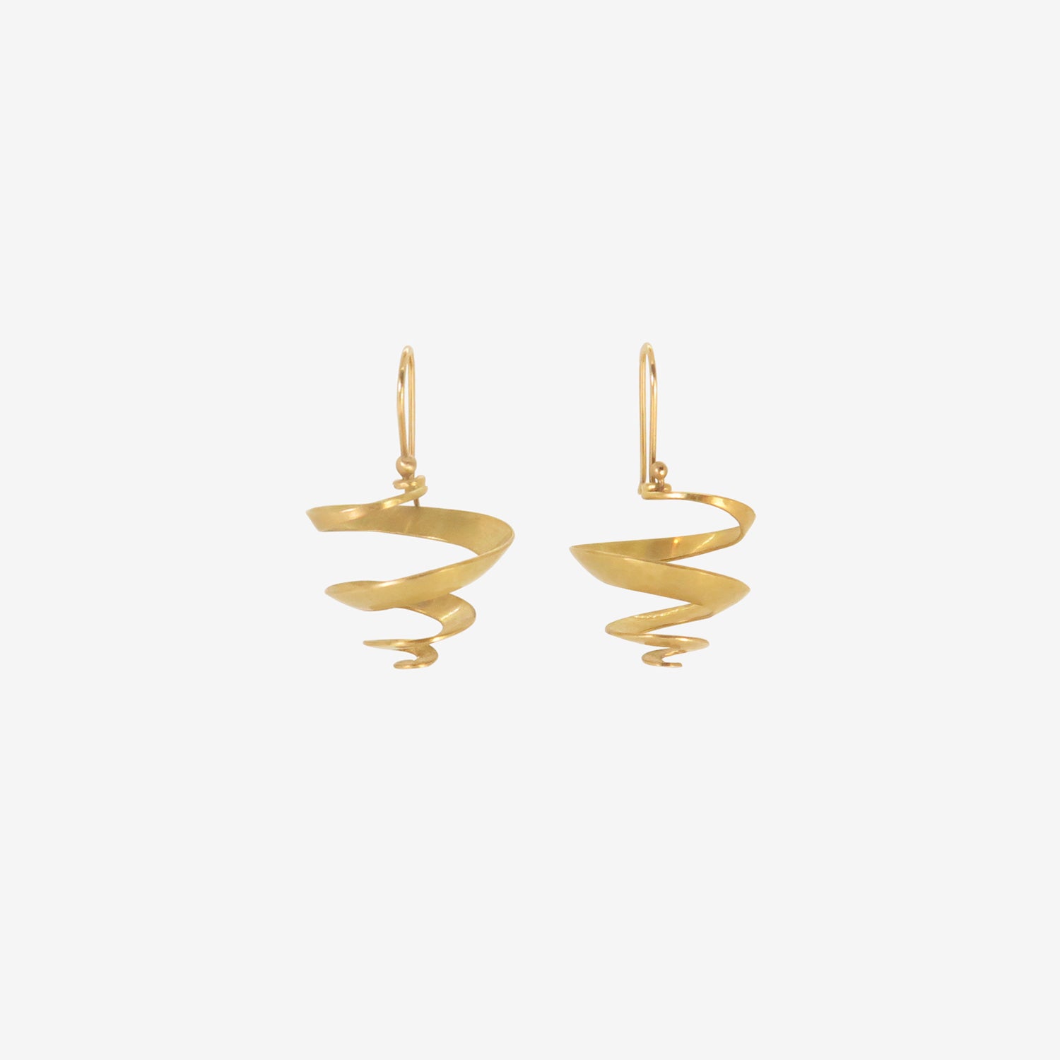 GABRIELLA KISS 18K SMALL ROUND GUGGENHEIM EARRINGS