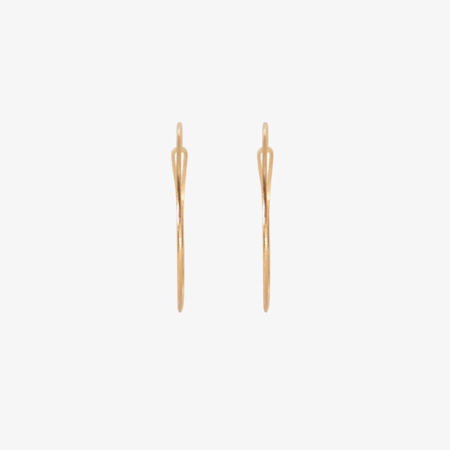 NICOLE LANDAW 14K YELLOW GOLD NEEDLE LOOP HOOPS