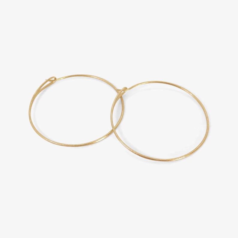 NICOLE LANDAW 14K YELLOW GOLD NEEDLE LOOP HOOPS
