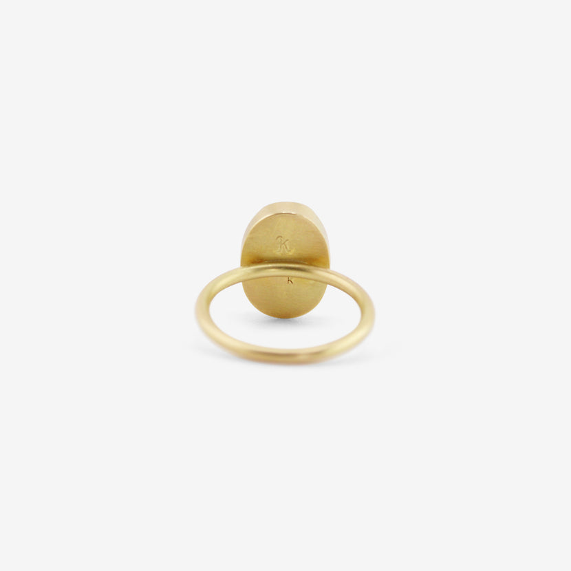 GABRIELLA KISS 18K & OVAL CABOCHON PALE COLOMBIAN EMERALD RING, 6.45CT