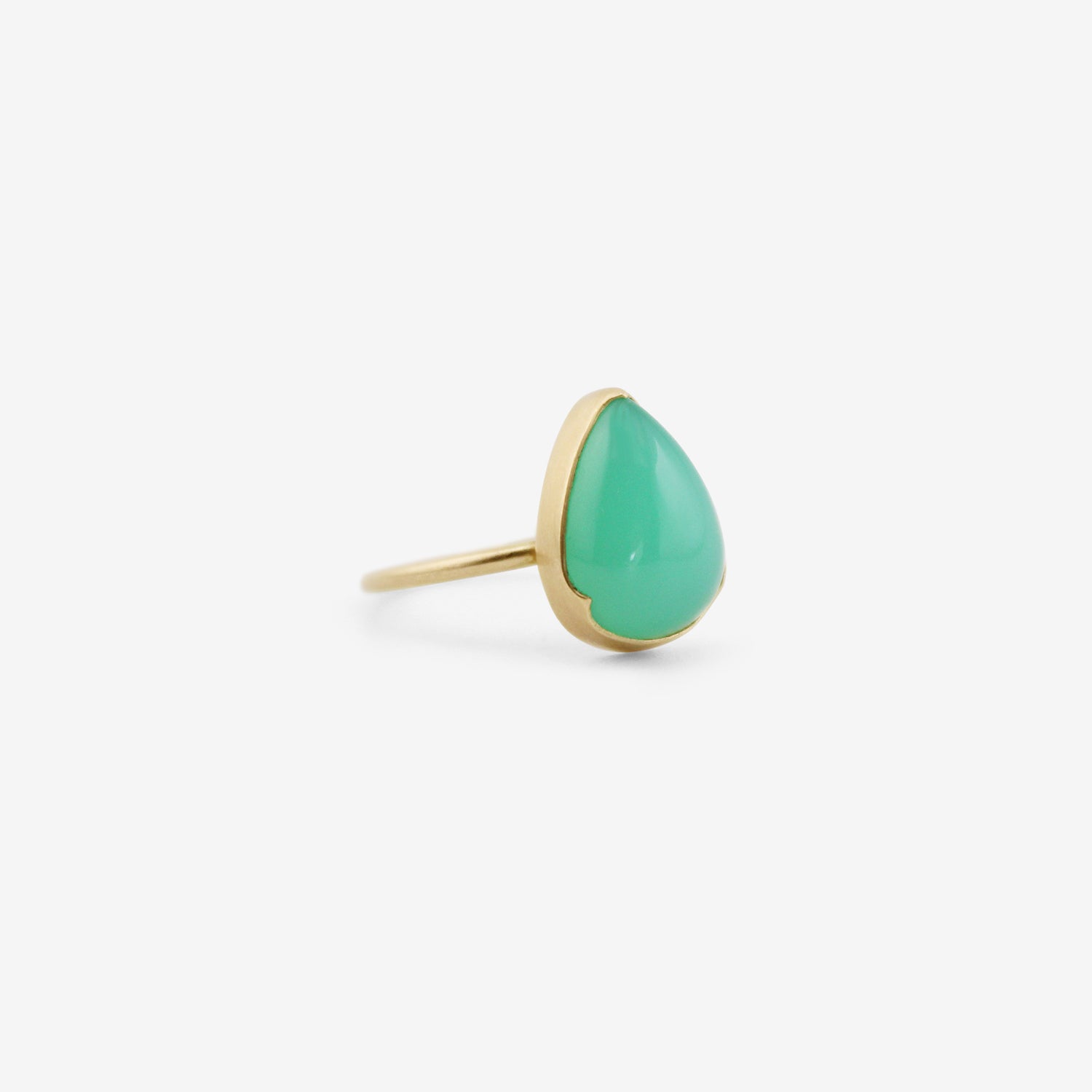 GABRIELLA KISS 18K & PEAR-SHAPED CABOCHON CHRYSOPRASE RING