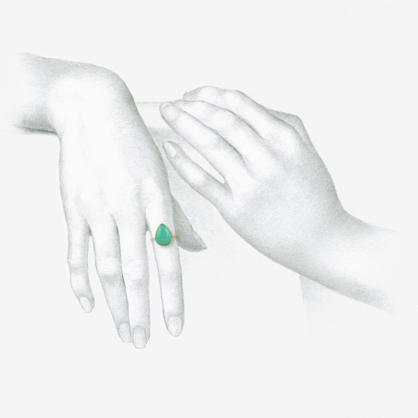 GABRIELLA KISS 18K & PEAR-SHAPED CABOCHON CHRYSOPRASE RING