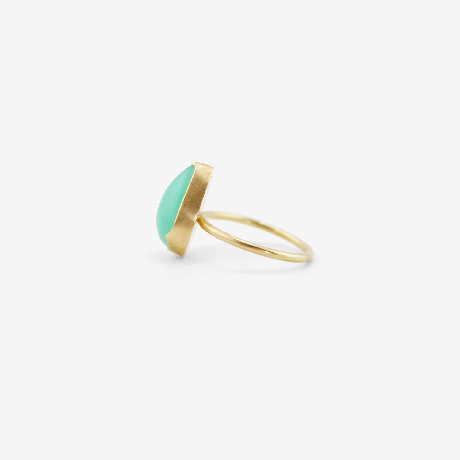 GABRIELLA KISS 18K & PEAR-SHAPED CABOCHON CHRYSOPRASE RING