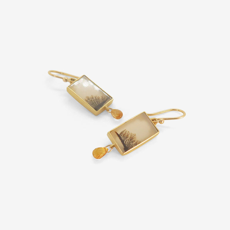 GABRIELLA KISS 18K & RECTANGULAR DENDRITIC AGATE EARRINGS WITH ORANGE SAPPHIRE BRIOLETTES