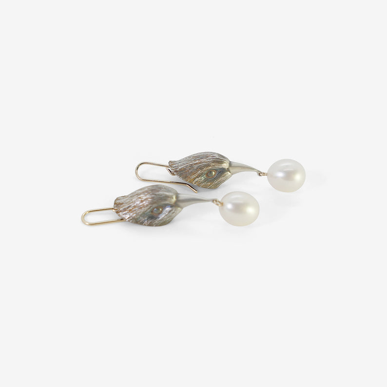 GABRIELLA KISS STERLING SILVER BIRD HEAD EARRINGS WITH WHITE PEARL EGGS