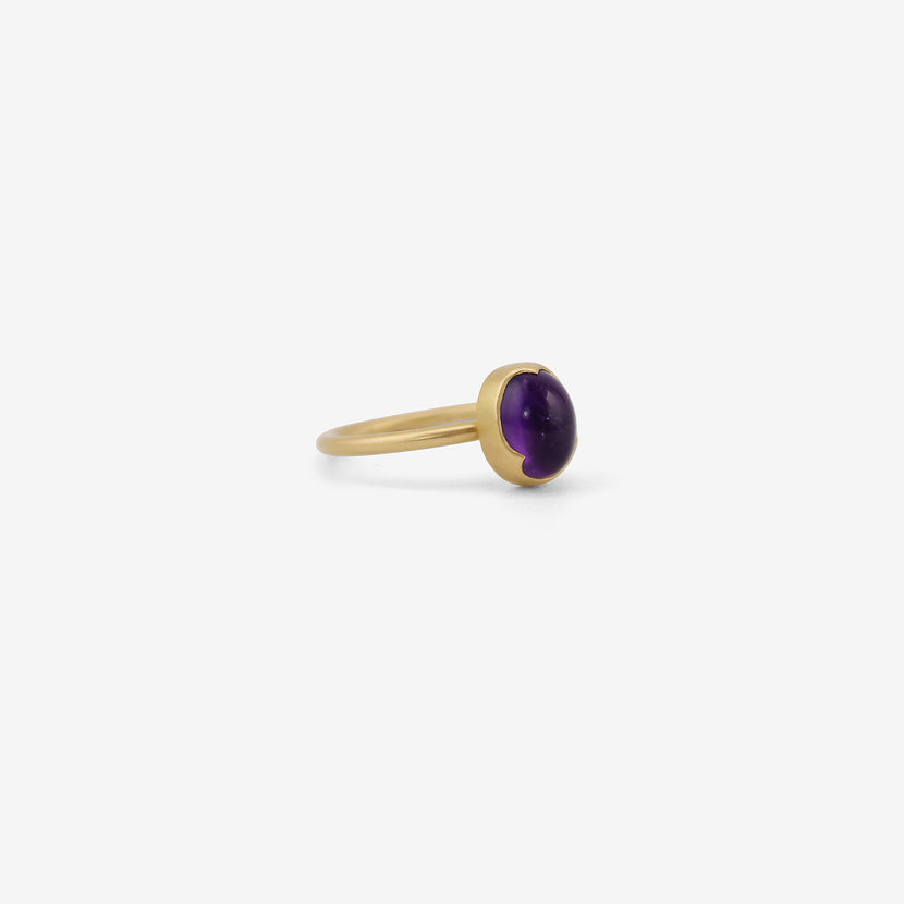 GABRIELLA KISS 18K & SMALL OVAL AMETHYST RING