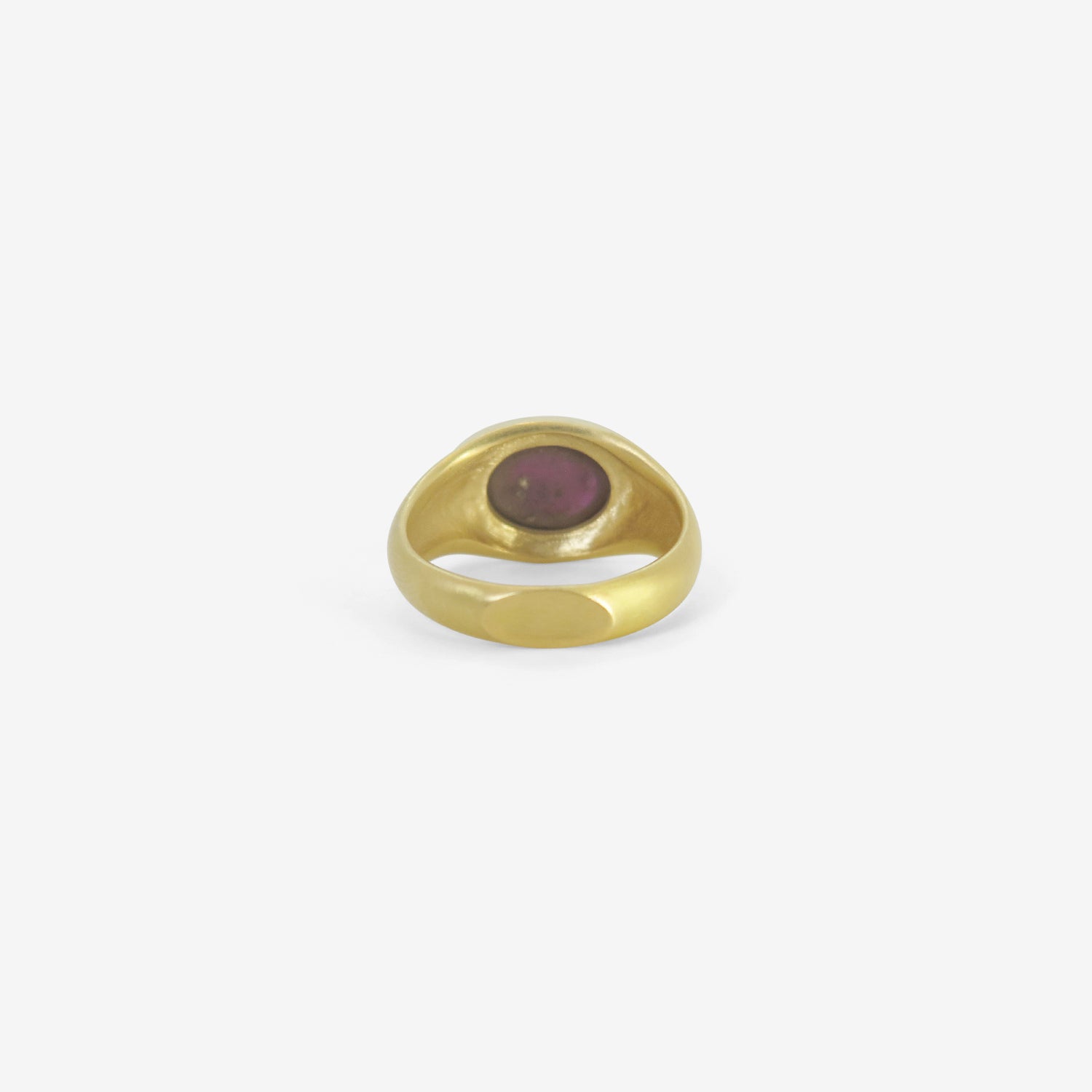 GABRIELLA KISS 18K & STAR RUBY SIGNET RING, 3.6CT