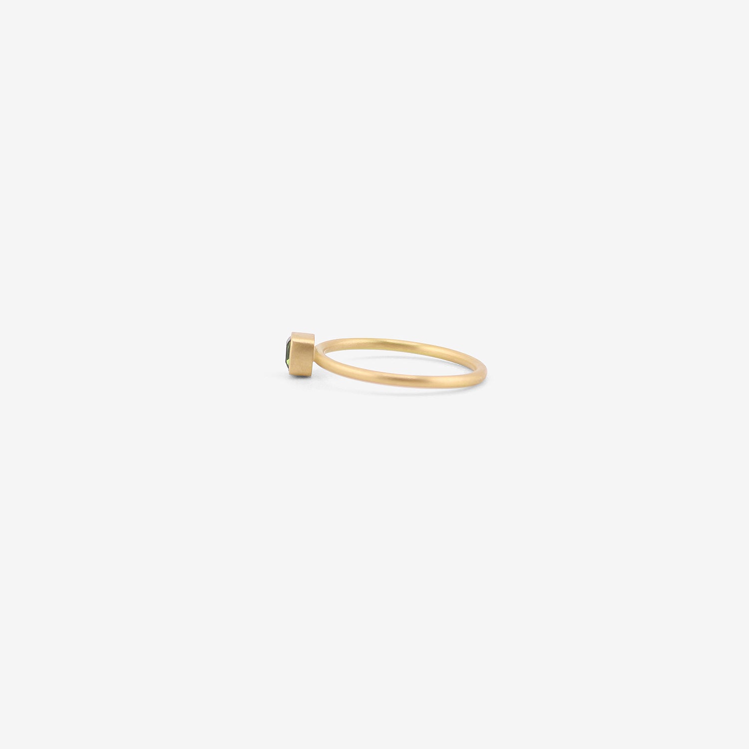 GABRIELLA KISS 18K & TINY SQUARE GREEN TOURMALINE RING, .31CT