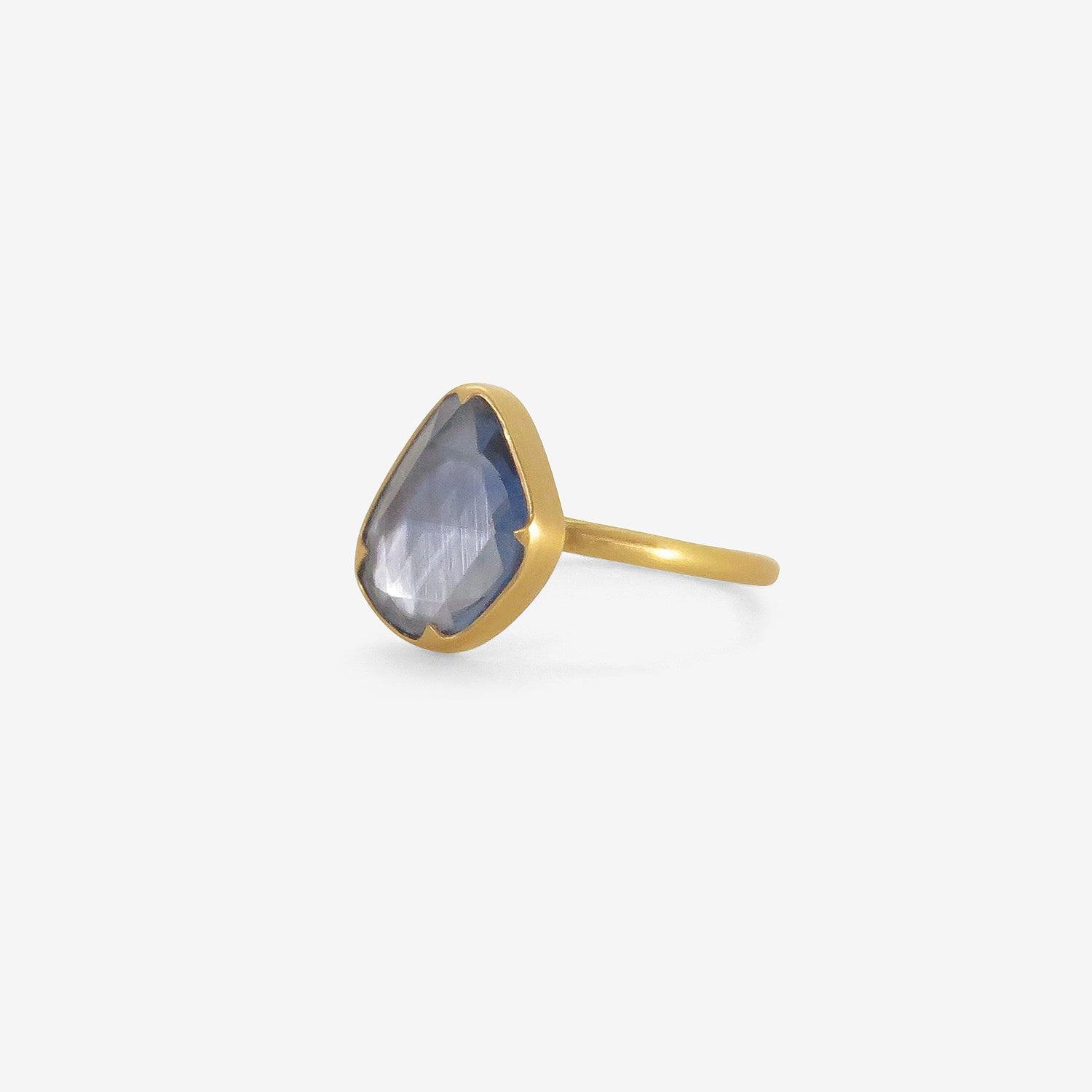 GABRIELLA KISS 18K & WONKY PALE BLUE SAPPHIRE RING, 2.45CT