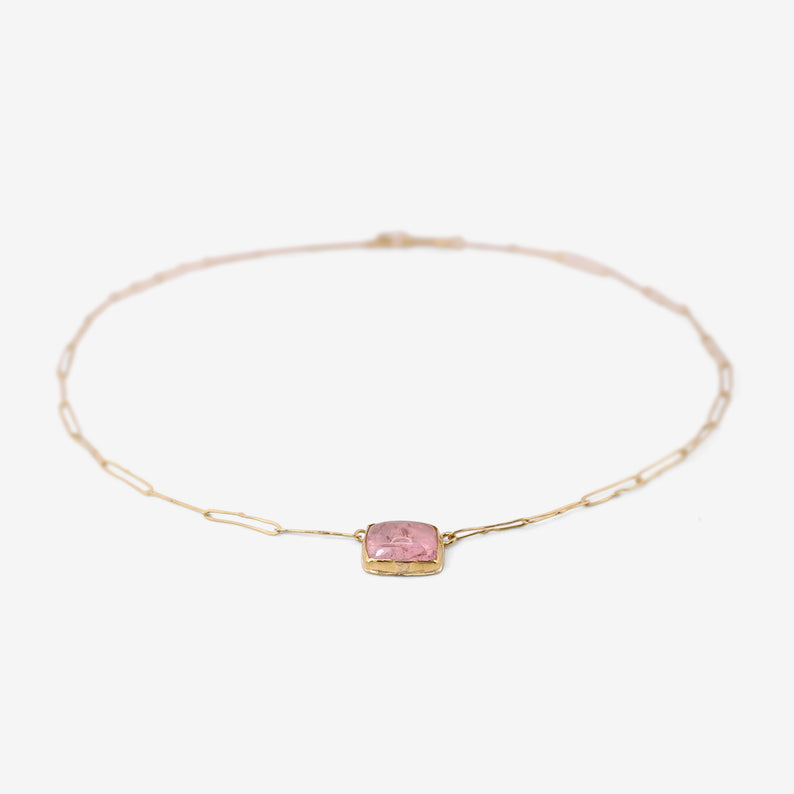 JUDY GEIB 18K & SQUARISH CABOCHON LIGHT PINK TOURMALINE ECHO NECKLACE, 6.6CT