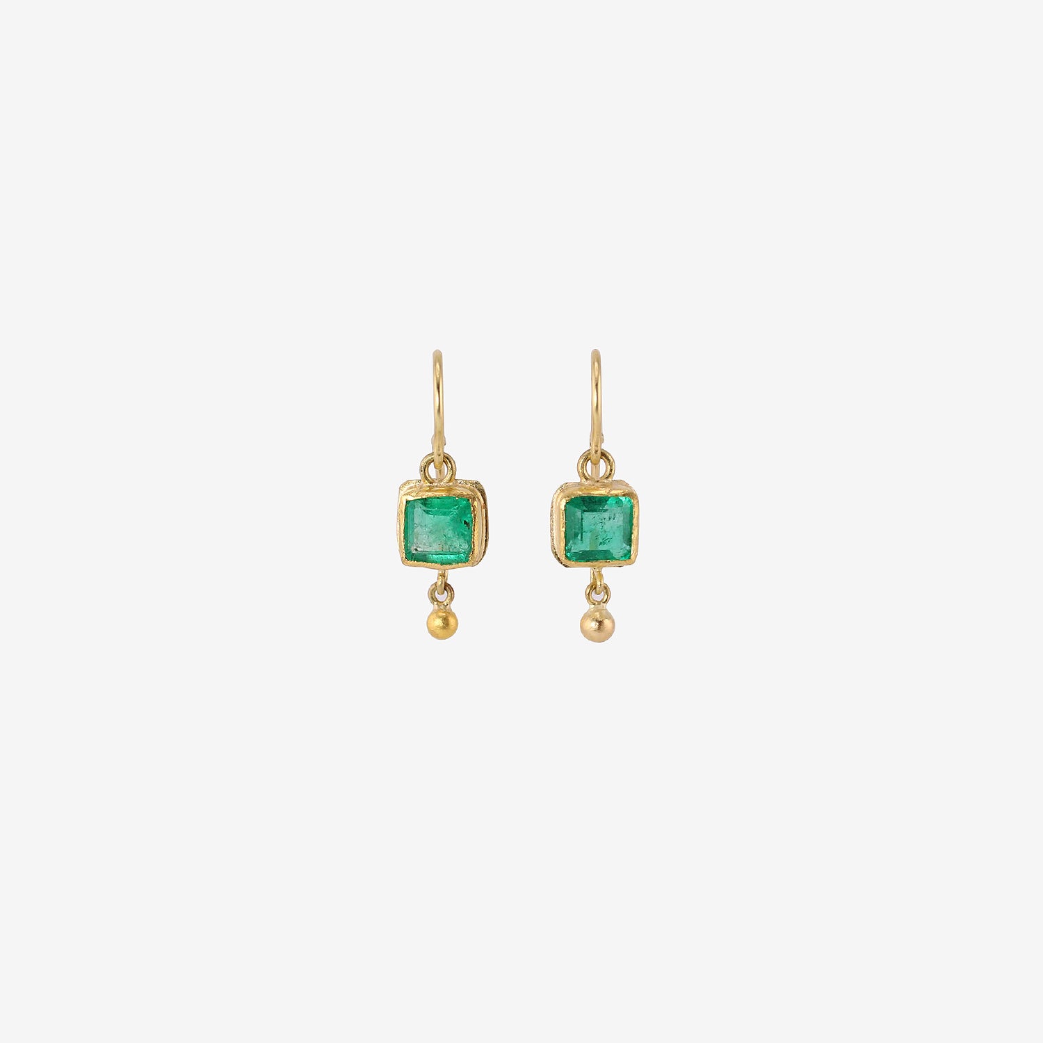 JUDY GEIB 18K & SQUARE COLOMBIAN EMERALD SINGLE DROP EARRINGS WITH 22K DROPS, 1.92CT