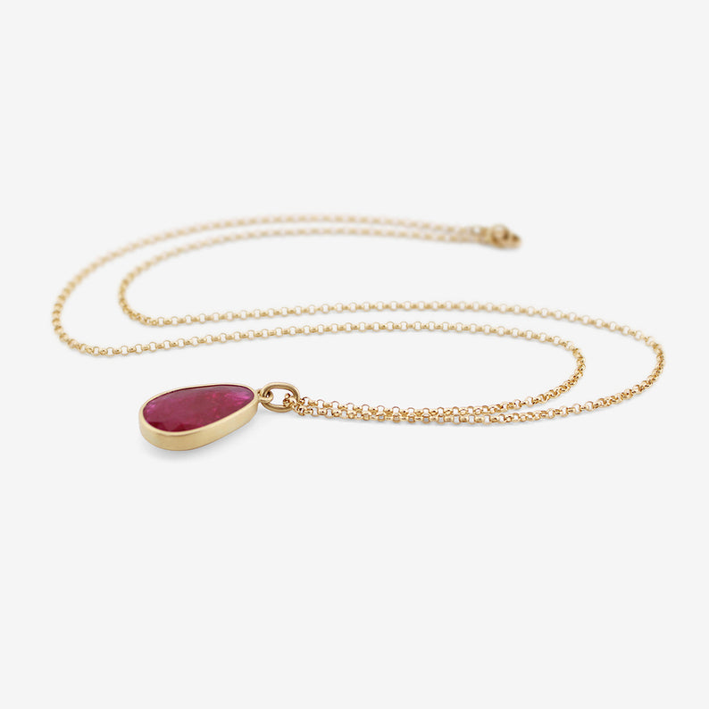 LOLA BROOKS 18K & MOZAMBIQUE RUBY DROP PENDANT NECKLACE, 3.7CT