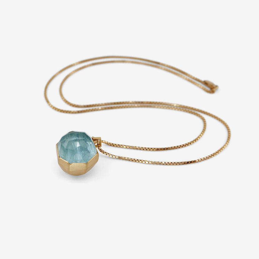 LOLA BROOKS 18K & AQUAMARINE CRYSTAL PEBBLE PENDANT, 18.37CT