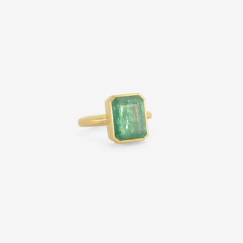 LOLA BROOKS 18K & EMERALD-CUT ZAMBIAN EMERALD RING, 4.07CT