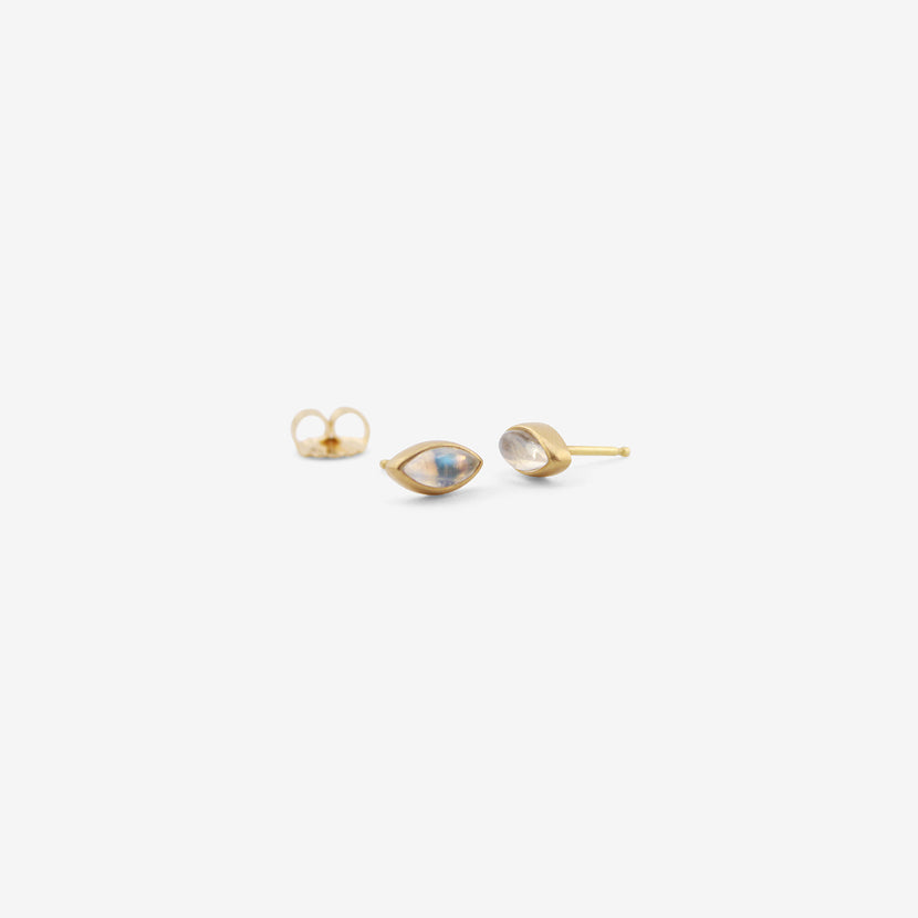 LOLA BROOKS 18K & NAVETTE MOONSTONE STUDS, 1.36CT