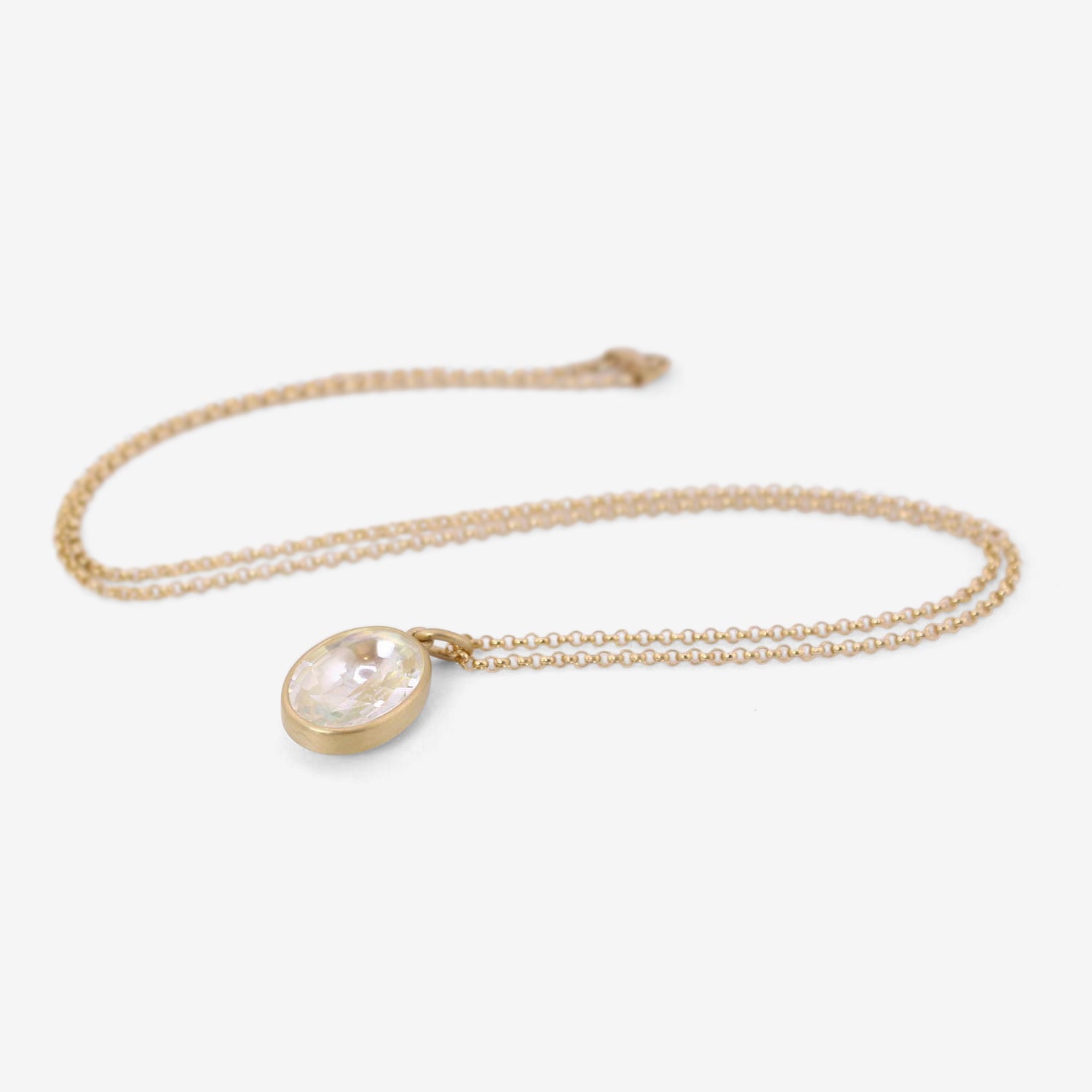 LOLA BROOKS 18K & OVAL FACETED RAINBOW MOONSTONE PENDANT, 4.97CT