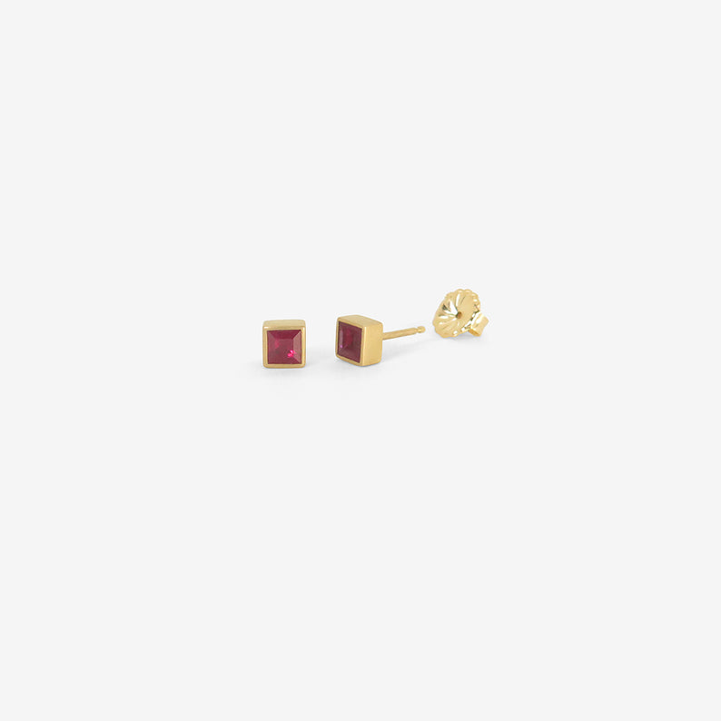 LOLA BROOKS 18K & SQUARE RUBY STUDS, 1.01CT
