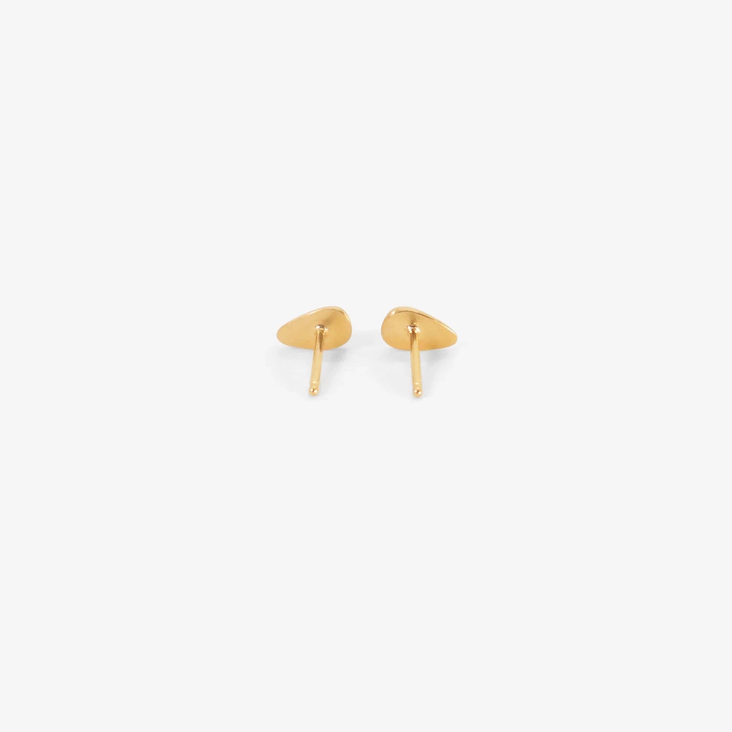 NICOLE LANDAW 14K & DIAMOND ELONGATED TRIANGLE SKIPPING STONE STUDS, .09CT