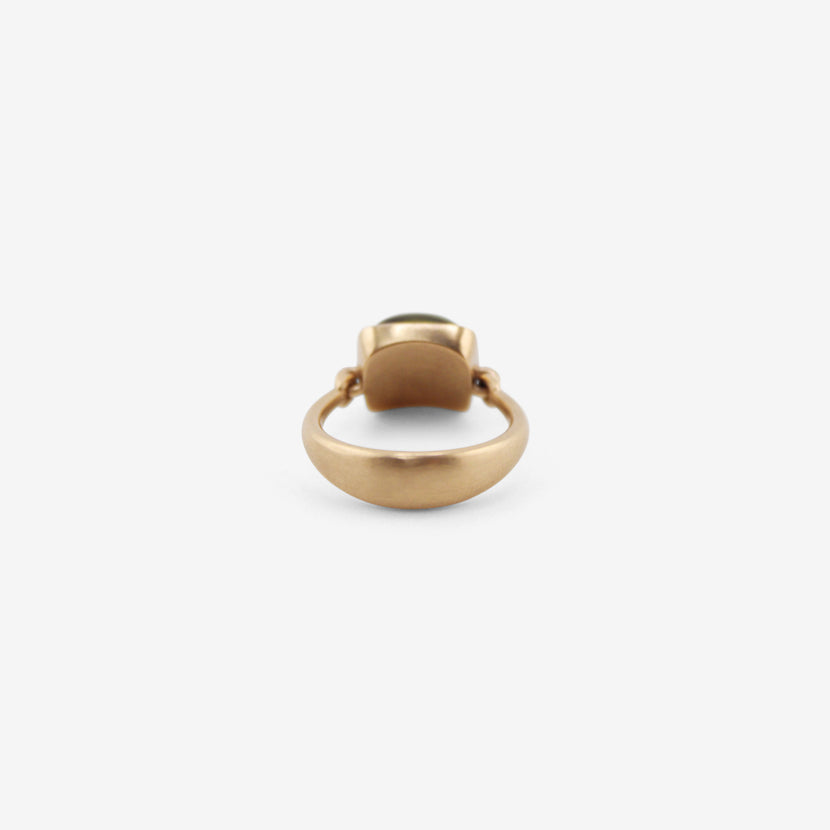 NICOLE LANDAW 14K & CUSHION-SHAPED CABOCHON GREEN TOURMALINE EMPIRE RING
