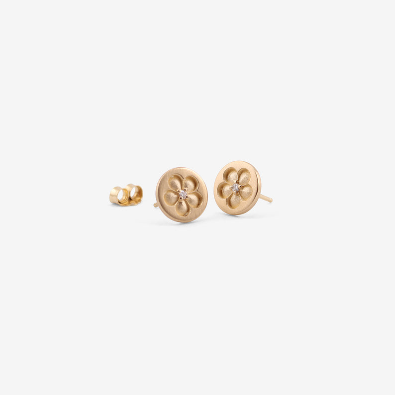 NICOLE LANDAW 14K & DIAMOND FLOWER STAMP STUDS, .03CT