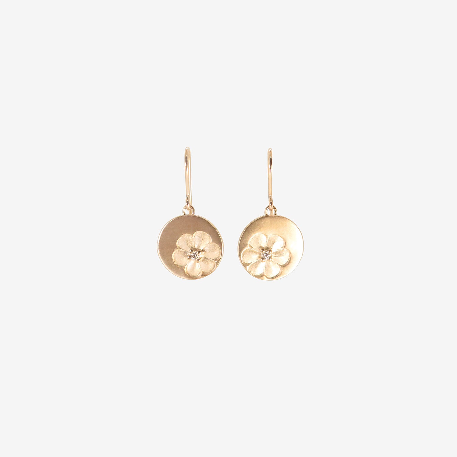 NICOLE LANDAW 14K FLOWER STAMP EARRINGS WITH DIAMONDS, .08CT