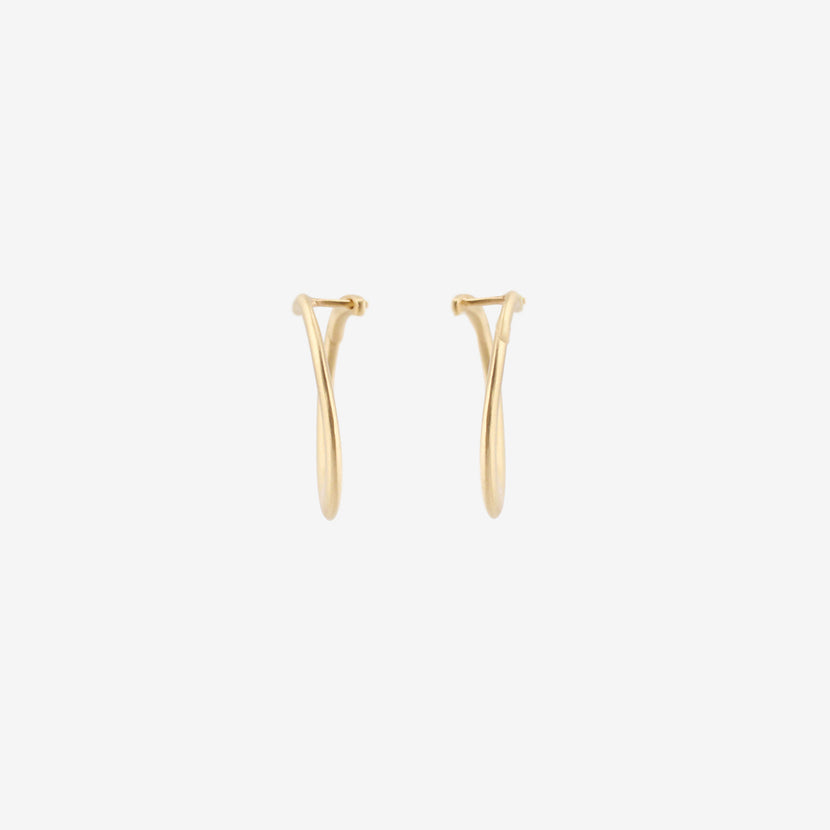 NICOLE LANDAW 14K FRONT FACING GRADUATED HINGED HOOPS