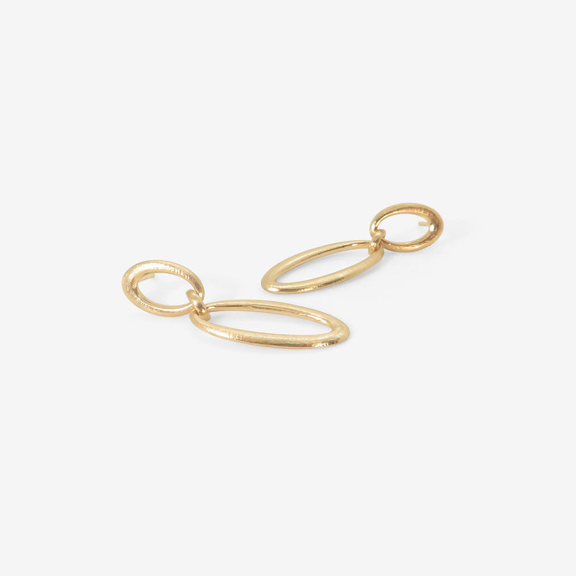 NICOLE LANDAW 14K HEWN LINKED OVAL DROP EARRINGS ON POSTS