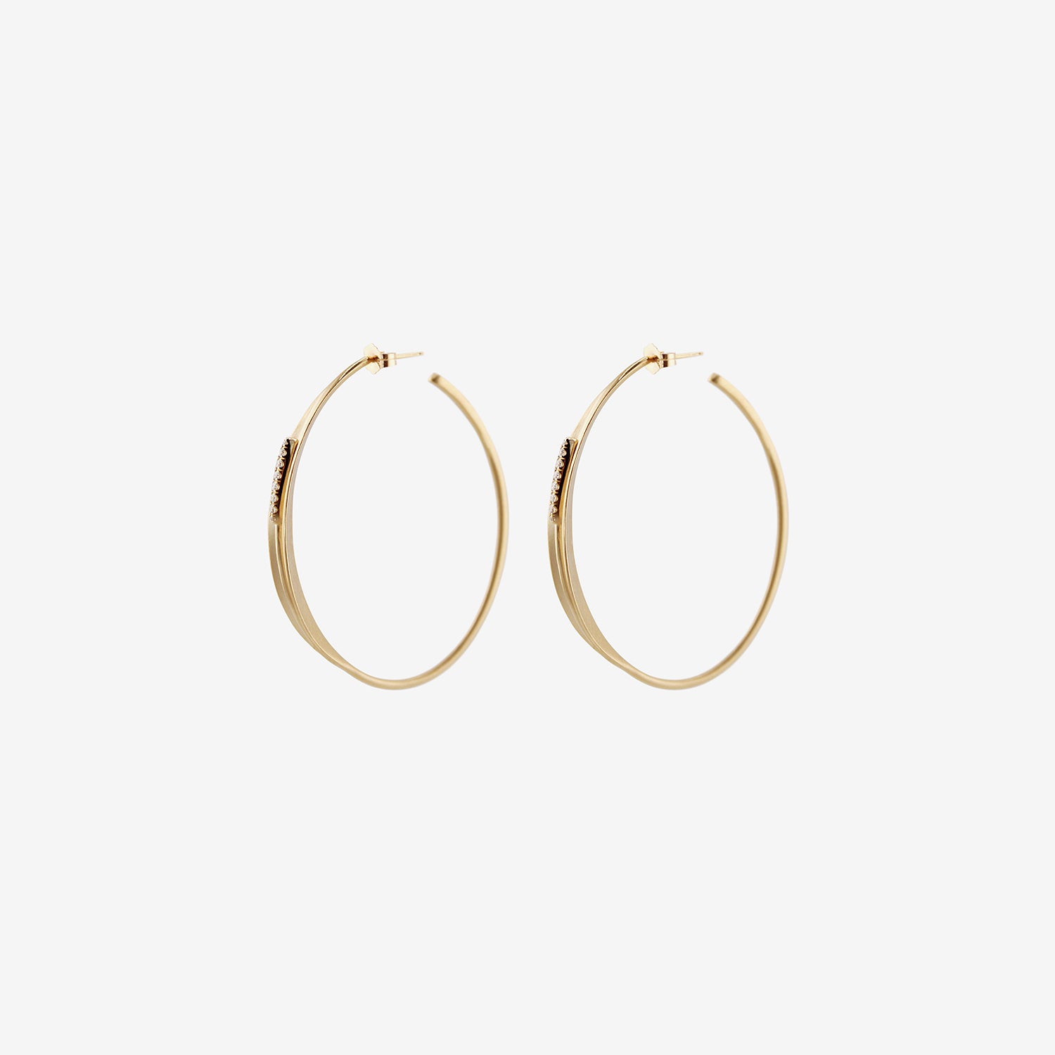 NICOLE LANDAW 14K & DIAMOND OVAL CATTAIL HOOPS ON POSTS, .20CT