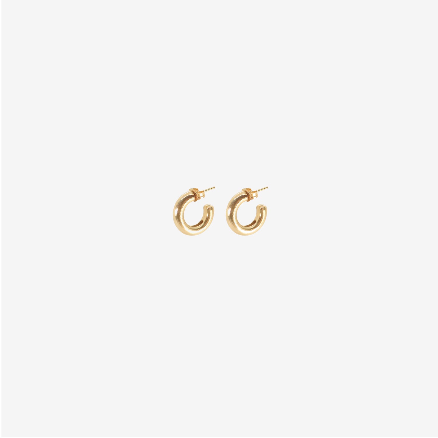 NICOLE LANDAW 14K SMALL STOUT HOOPS ON POSTS