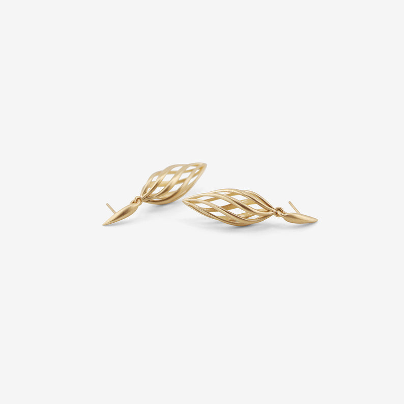 NICOLE LANDAW 14K SPIRAL TWIST LANTERN EARRINGS ON POSTED DROPLETS
