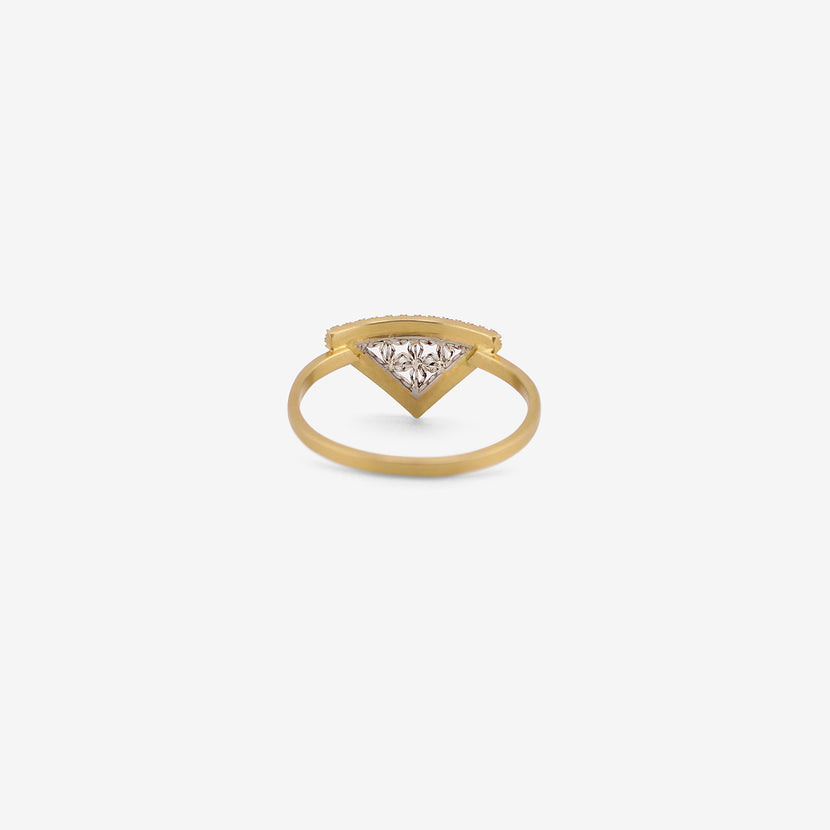 NIKOLLE RADI 18K & PLATINUM SMALL TRIANGLE RING WITH WHITE DIAMONDS