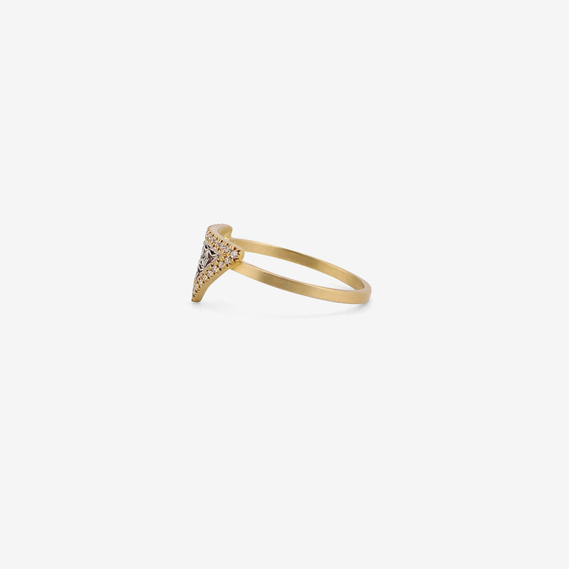 NIKOLLE RADI 18K & PLATINUM SMALL TRIANGLE RING WITH WHITE DIAMONDS