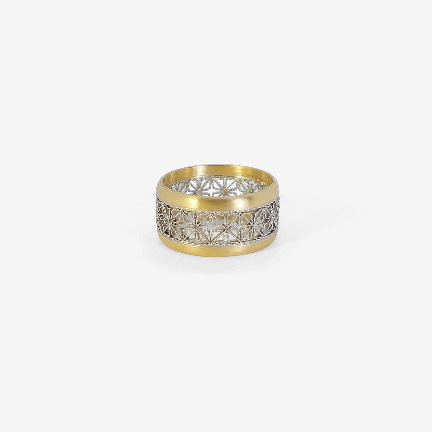 NIKOLLE RADI 18K & PLATINUM WIDE TESSELLATION BAND WITH SOFT EDGES