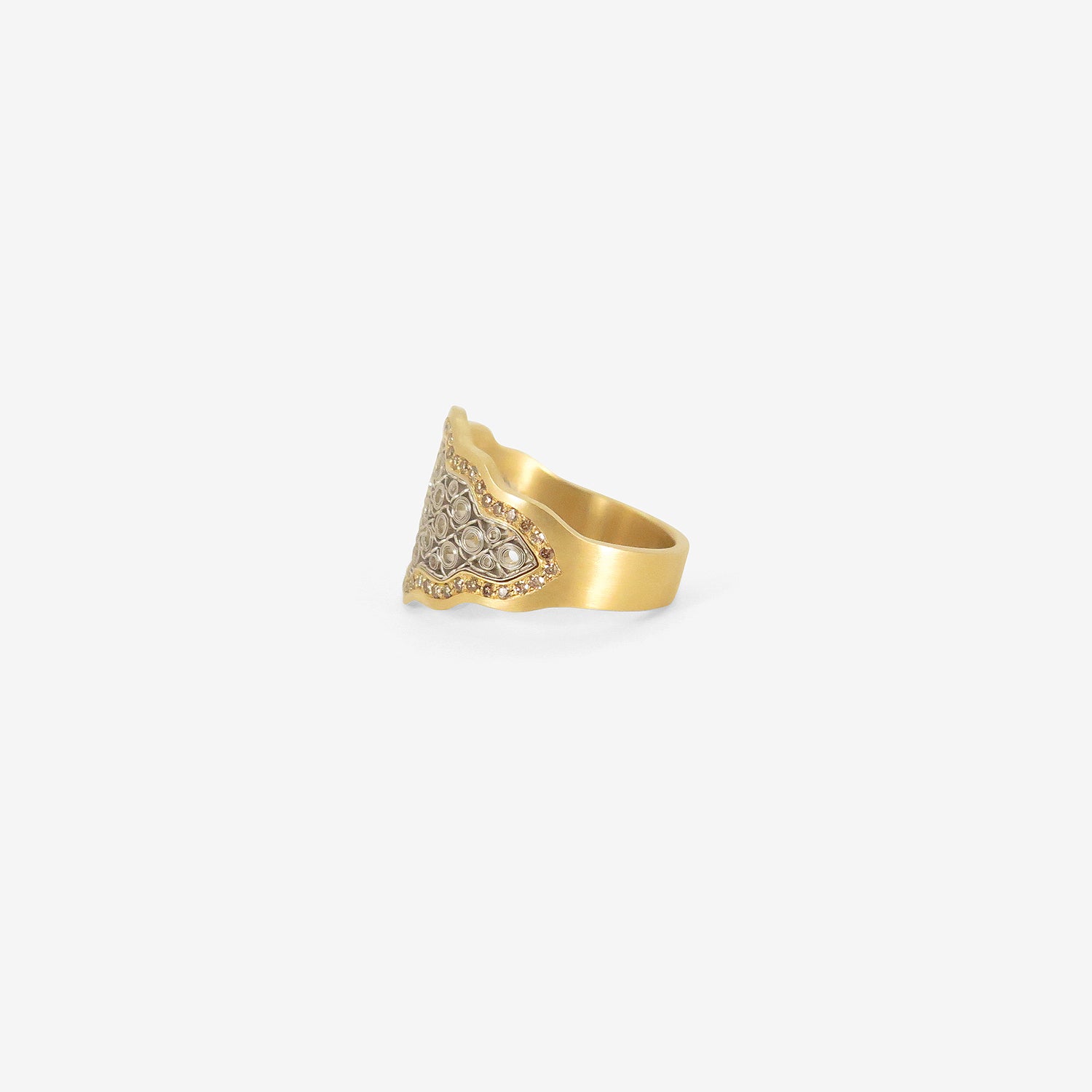 NIKOLLE RADI 18K & PLATINUM CHECKERBOARD RING WITH CHAMPAGNE DIAMOND PAVÉ