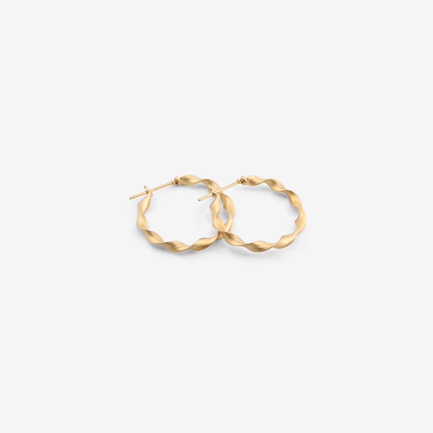 NIKOLLE RADI 18K LARGE SCROLL HOOPS ON POSTS