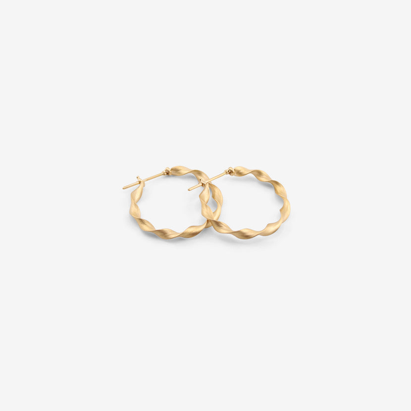 NIKOLLE RADI 18K LARGE SCROLL HOOPS ON POSTS
