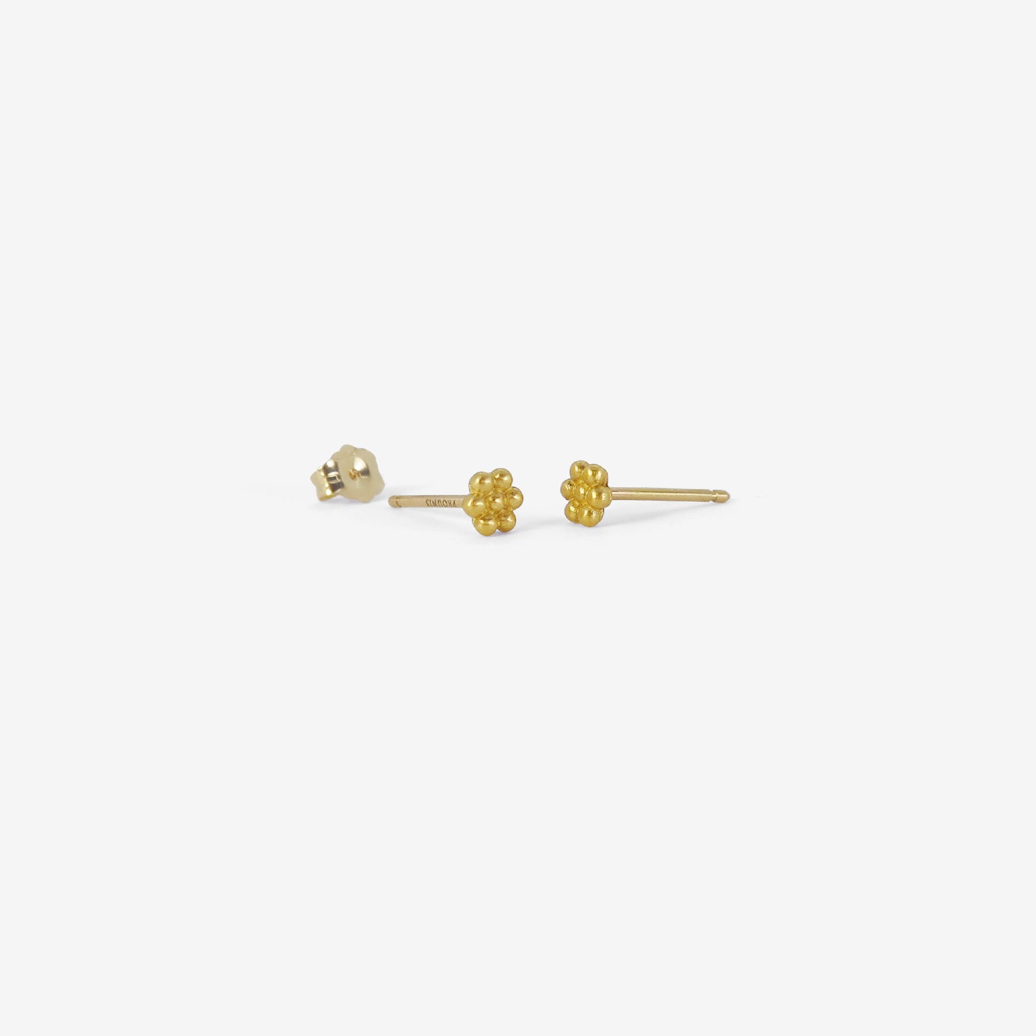 PROUNIS 22K ROSETTE STUDS