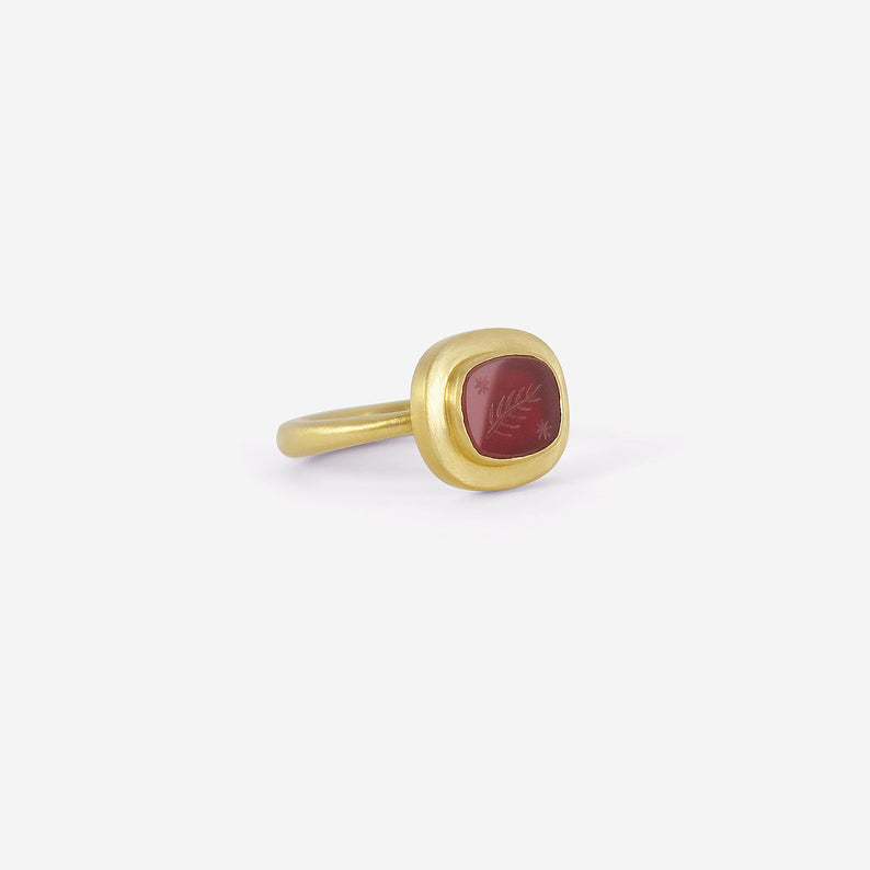 PROUNIS 22K & CARNELIAN INTAGLIO RING