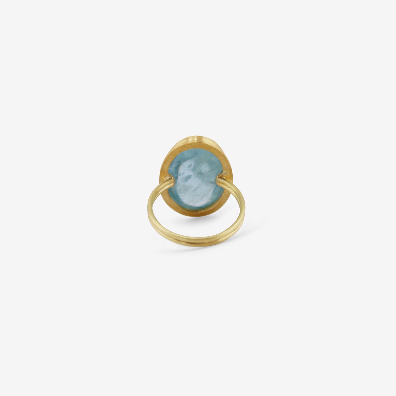 ROSANNE PUGLIESE 22K & OVAL CABOCHON AQUAMARINE RING, 13.5CT