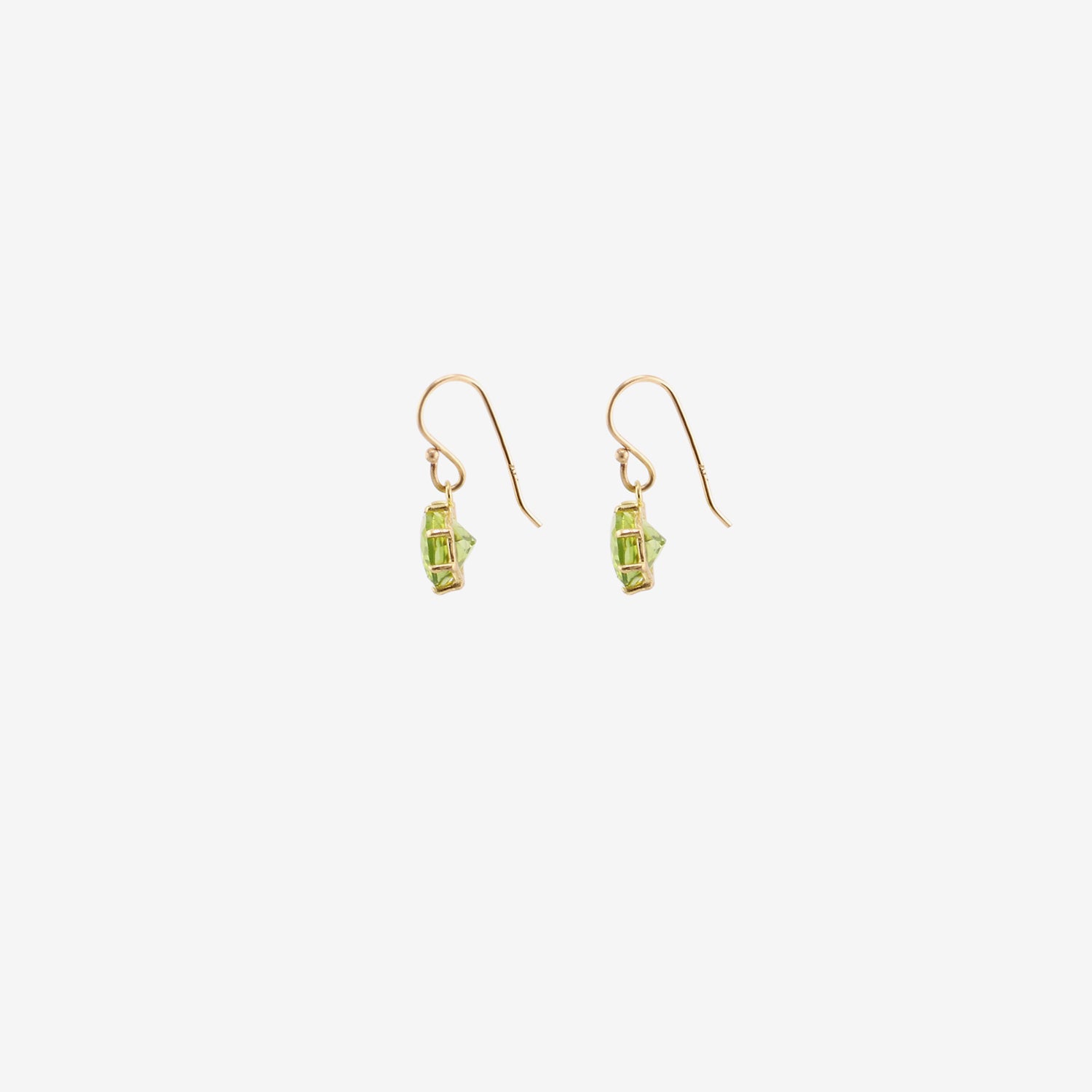 ROSANNE PUGLIESE 18K & FACETED OVAL PERIDOT EAST/WEST MINI GEM EARRINGS
