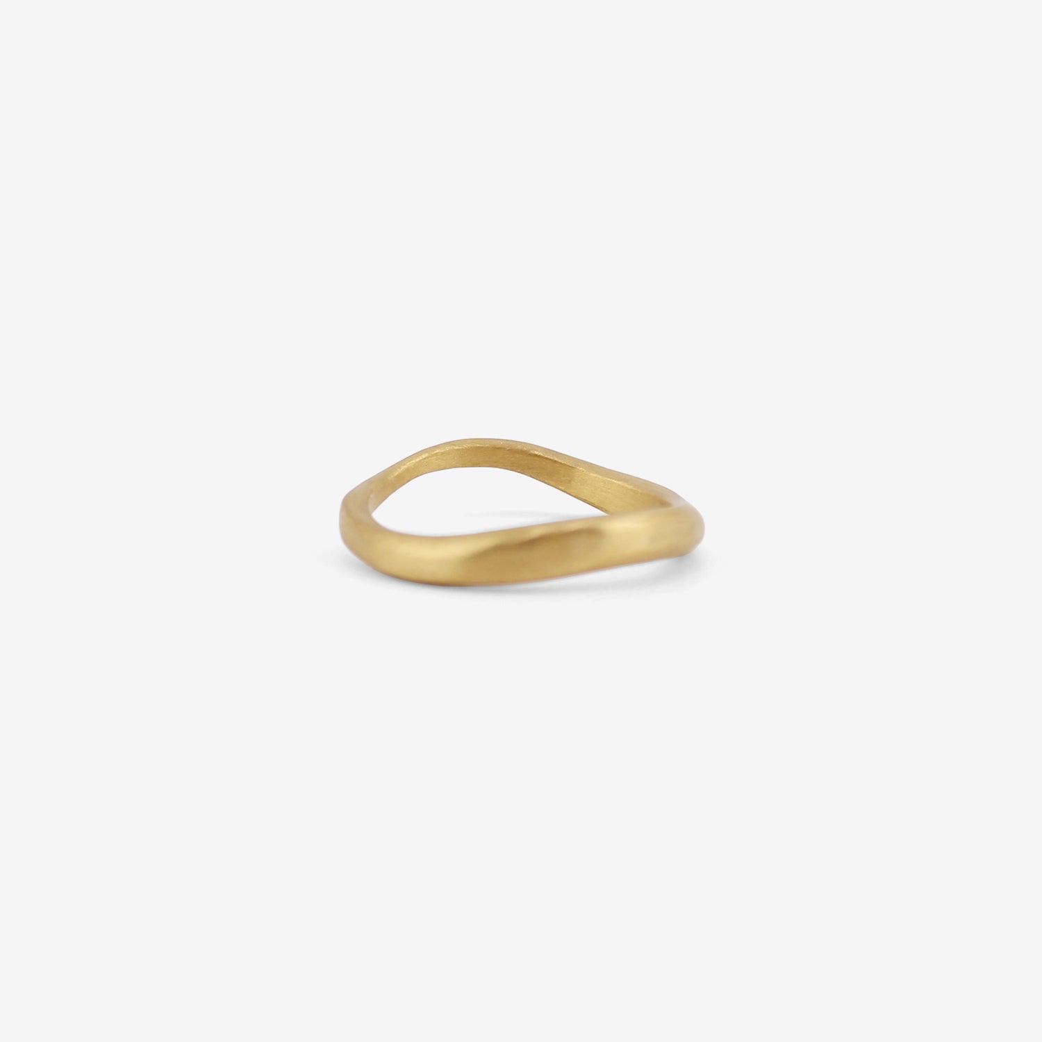 ROSANNE PUGLIESE 22K WAVE RING, SIZE 9